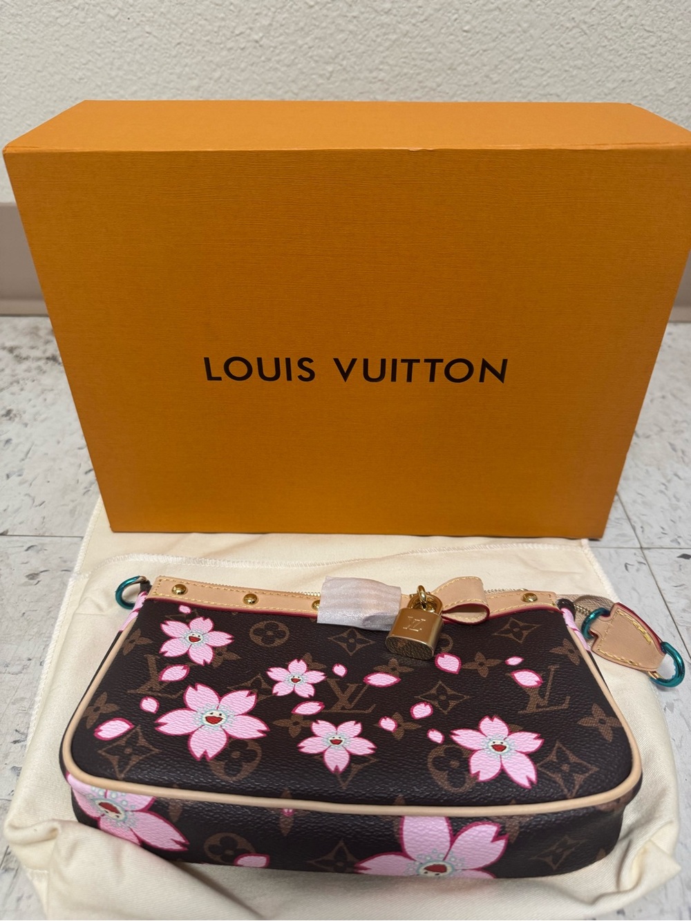 Louis Vuitton Brown Monogram Floral Pochette with Pink Accents - Picture 3 of 17